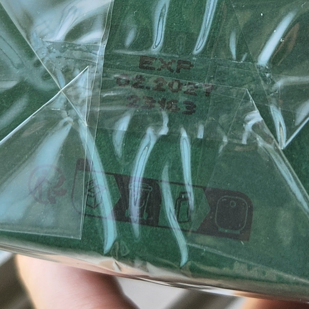 NIB AVL LABORATORIES FACIAL MIST - Picture 12 of 12